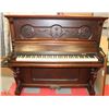 Image 1 : VINTAGE WOOD CARVED COLONIAL UPRIGHT PIANO