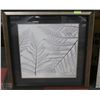 Image 1 : SHOWHOME FRAMED LEAF PICTURE