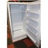 Image 2 : FRIGIDAIRE ELECTROLUX FRIDGE