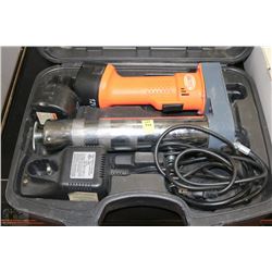 CHICAGO 12 VOLT CORDLESS GREASE GUN