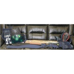 MARTIAL ARTS PRACTICE SUIT WITH MASK, BELT, CHEST