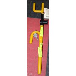 NEW STEERING WHEEL LOCK(THE CLUB) WITH KEY