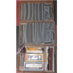 HO SCALE MODEL TRAIN COLLECTION
