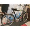 Image 1 : BLACK MAVERICK MOUNTAIN BIKE 26" WHEELS