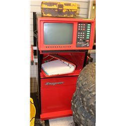SNAP ON DIGITAL OSCILLOSCOPE WITH STAND & MANUALS