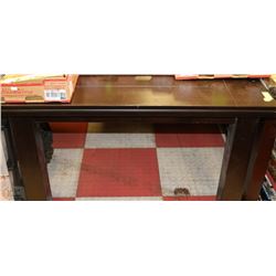 KITCHEN TABLE ON CHOICE: DARK RUSTIC STYLE