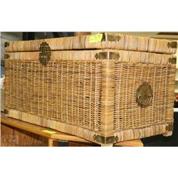 WICKER CHEST 32"X16"15"