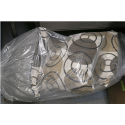 BAG OF SHOWHOME PILLOWS