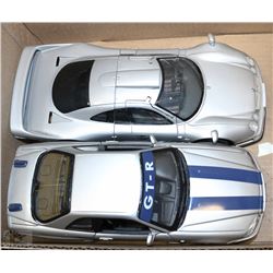 DIE CAST COLLECTOR CARS INCL. MAISTO MERCEDES &