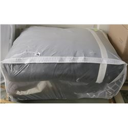 NEW COVINGTON QUEEN COMFORTER SET INCLUDES