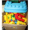 Image 1 : LARGE BOX OF MEGA BLOCKS