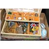 Image 1 : JEWELRY BOX & CONTENTS WITH 2 SMALL BOXES OF KNICK