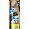 Image 1 : BOX OF LIGHT BULBS ASSORTED AND MOSTLY NEW