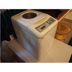 Black And Decker All In One Deluxe Automatic Bread maker