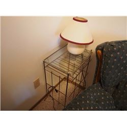 End Table W/ Lamp