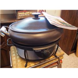 Versaware Crockpot