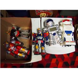 Toy Robots (5)