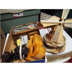 Windmill Lamp, Carriage Lamp, Mini Pool Table Coaster Set