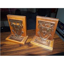 University Of Saskatchewan Book Ends