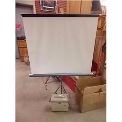 PROJECTOR WITH SCREEN