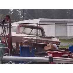 ****S.T.O.A.****BOAT (18') AND TRAILER (21') - NO PAPERS