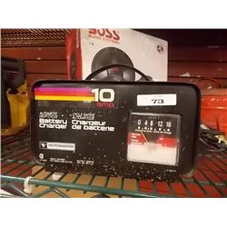 MOTOMASTER BATTERY CHARGER - 10 AMP