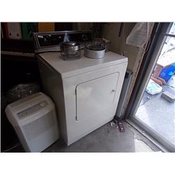 MAYTAG HEAVY DUTY DRYER - 220V