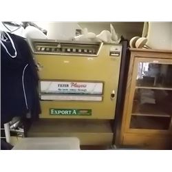 VINTAGE CIGARETTE MACHINE - DAY CAP - COIN OPERATED - UNTESTED