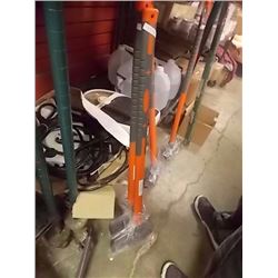 NEW SPLITTING MAUL - 6LB - FIBRE GLASS HANDLE