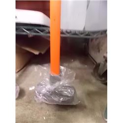 NEW SLEDGE HAMMER - 6LB - FIBRE GLASS HANDLE