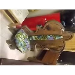 CARVED CORNER CHAIR