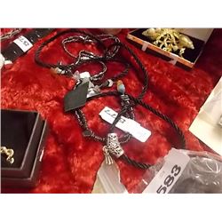 NECKLACES - BLACK HEMATITE & ONYX & 1 LARGE AGATE WITH SILVER NECKLACE ~2" = 2 TTL