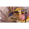 Image 2 : 1 MOP BUCKET, 1 MOP, 1 PUSH BROOM, 2 BROOMS, DUST PAN, WATERING CAN, AND MISC BLUE BUCKET