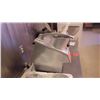 Image 5 : COMMERCIAL SLICER WITH PACKAGE OF 4 ASSORTED CUTTING BLADES