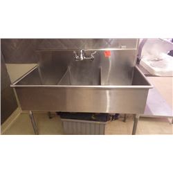 THREE COMPARTMENT STAINLESS STEEL SINK UNIT WITH FAUCET