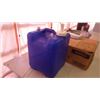 Image 5 : BOX OF 6 HAND TOWEL ROLLS, WATER JUG, AND BOX OF BAGS