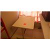 Image 1 : WOOD TOP TABLE STATIONARY LEGS