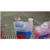 Image 6 : 4 JUGS POT AND PAN DETERGENT PLUS 5 SMALL JUGS DEBONAIRE FOAM AND RINZA JUG