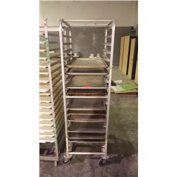 BAKERS RACK WITH 10 COOKIE SHEETS/BUN PANS