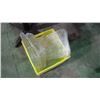 Image 3 : VARIETY SIZED CONTAINERS