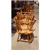 Image 2 : 4 WOODEN CHAIRS