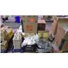 Image 1 : PALLET OF PLASTIC SUPPLIES (TAKE OUT)