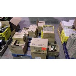PALLET OF SMALL GLASS JARS