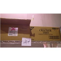 CASE COFFEE WHITENER AND CRACKERS