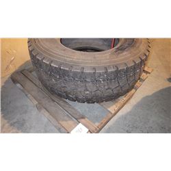 1 NEW MICHELAN 425/65/22.5 TIRE