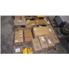 Image 3 : PALLET OF CATERPILLAR AND BALDWIN AIR FILTERS AND VBELTS