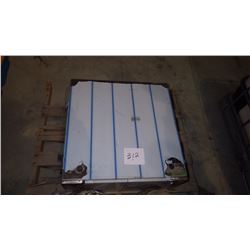 NEW STAINLESS STEEL 24' SQUARE STORAGE BOX WITHLOCK
