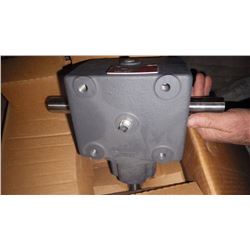 RIGHT ANGLE GEAR BOXES 1" SHAFT