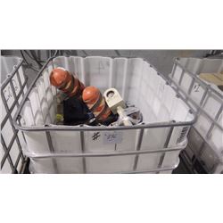 PLASTIC TUB W/MISC. WIRE BRUSH PIGS