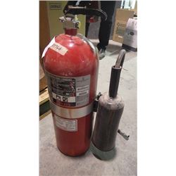 CENTURY MODEL CD 20A-1 20LB CARBON DIOXIDE FIRE EXTINGUSHER
